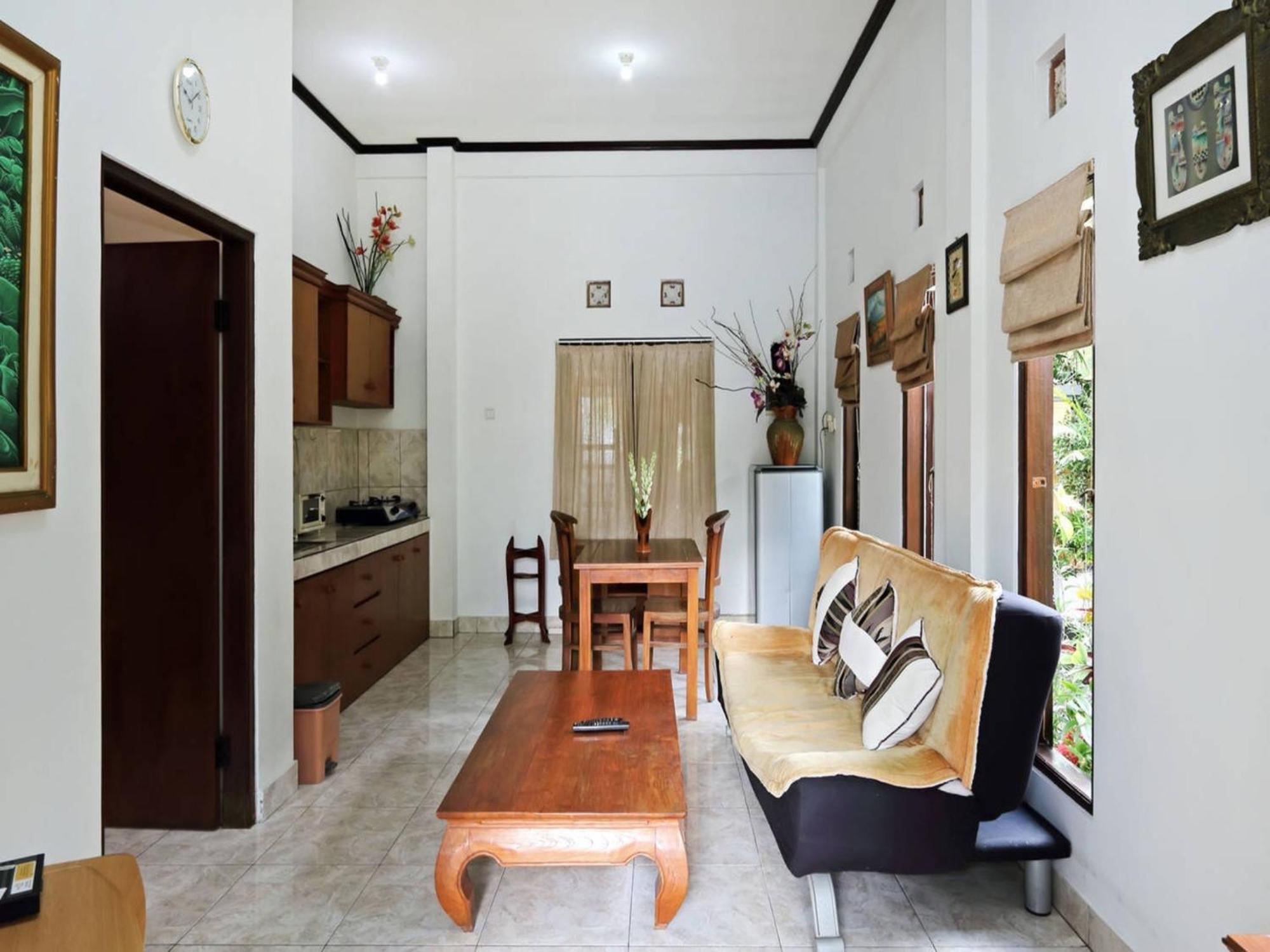Rumah Akira Seminyak Экстерьер фото